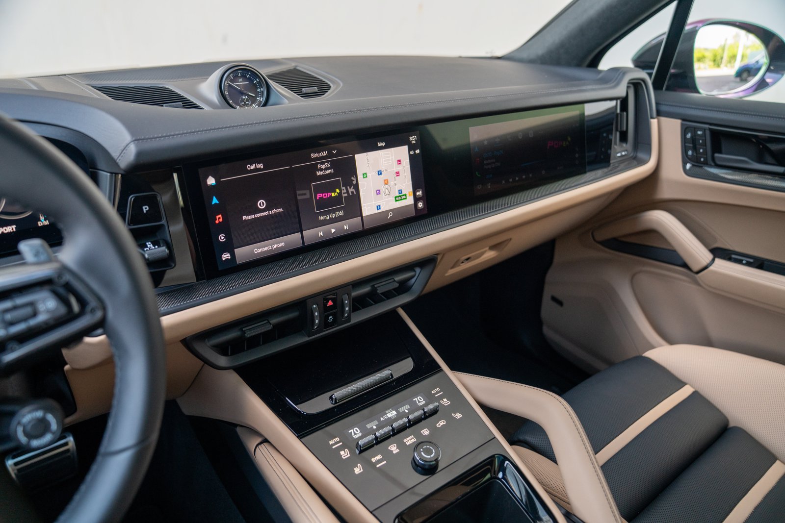 Certified 2025 Porsche Cayenne GTS AWD/4WD image 17