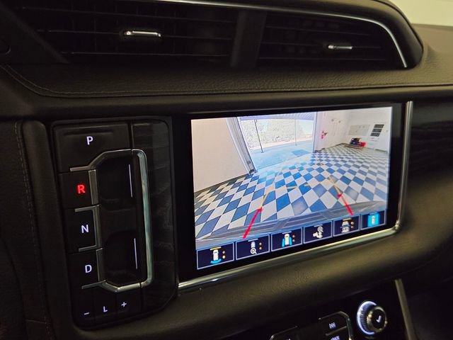 Used 2021 GMC Yukon Denali w/ Denali Premium Package RWD image 21