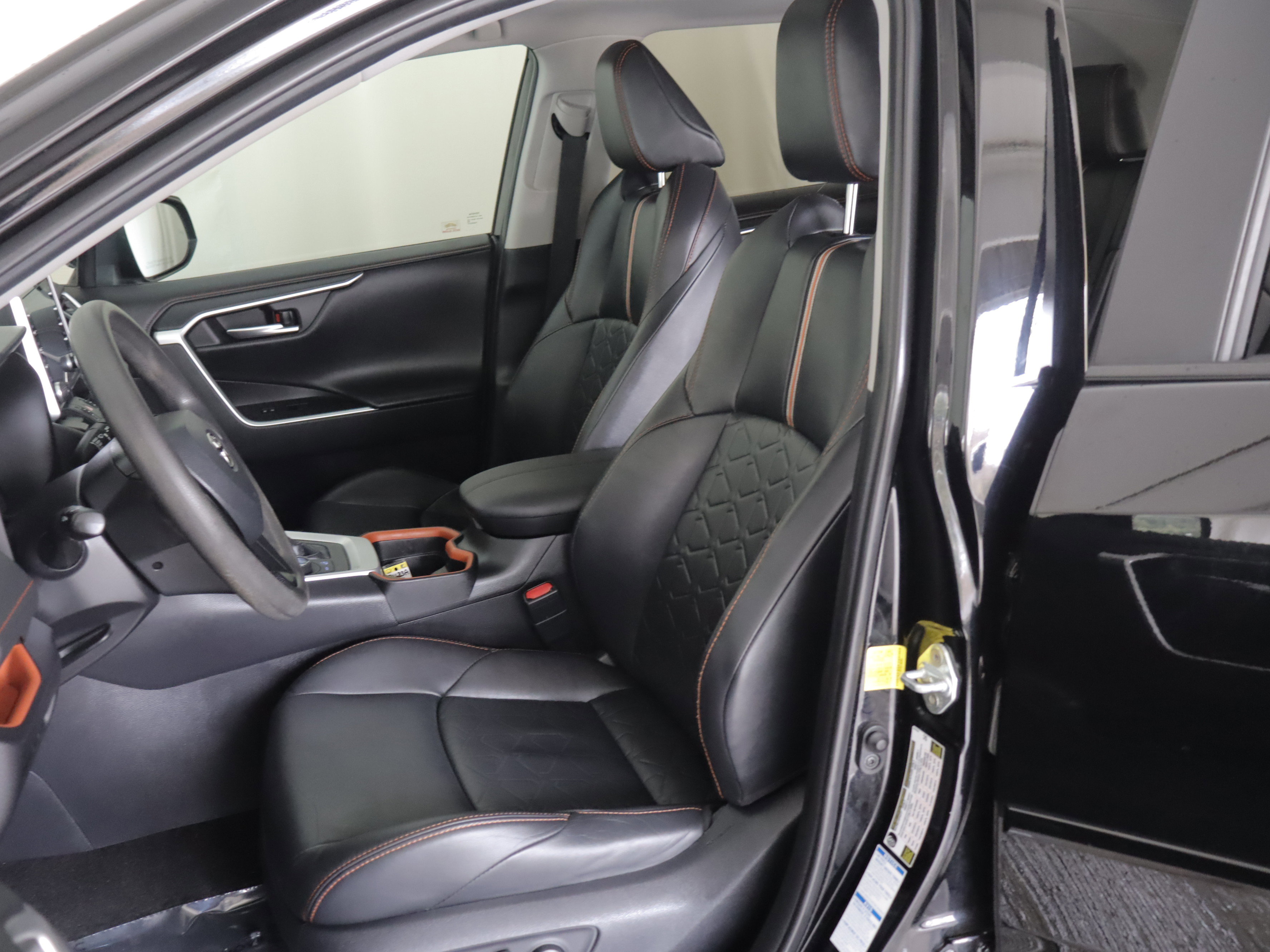 Used 2019 Toyota RAV4 Adventure w/ Advanced Technology Package AWD/4WD image 9