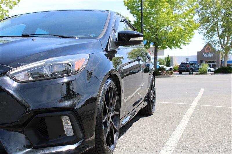 Used 2016 Ford Focus RS AWD/4WD image 13