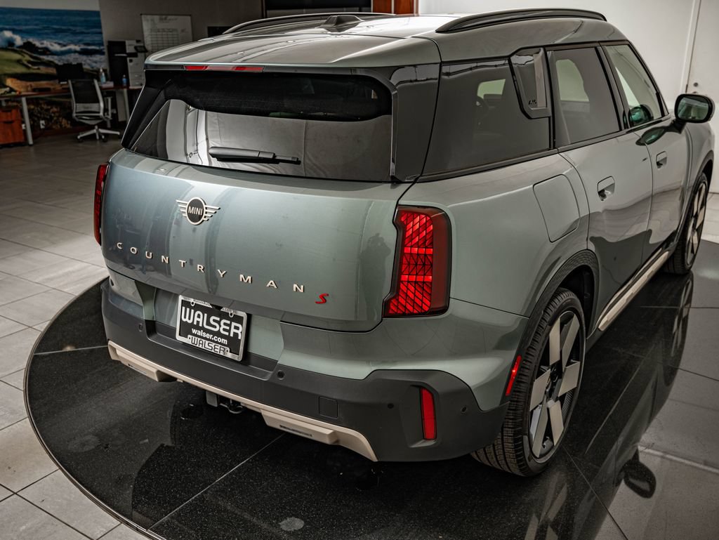 Certified 2025 MINI Cooper Countryman S w/ Comfort Package Max AWD/4WD image 15