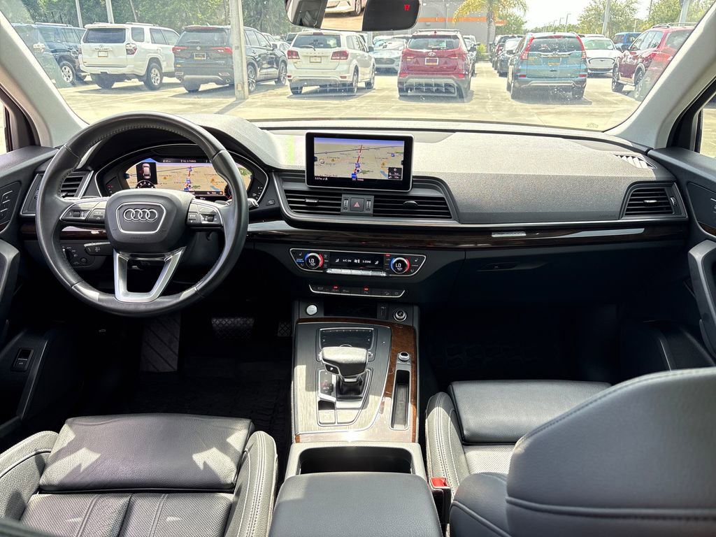 Used 2020 Audi Q5 2.0T Premium Plus w/ Premium Plus Package AWD/4WD image 7