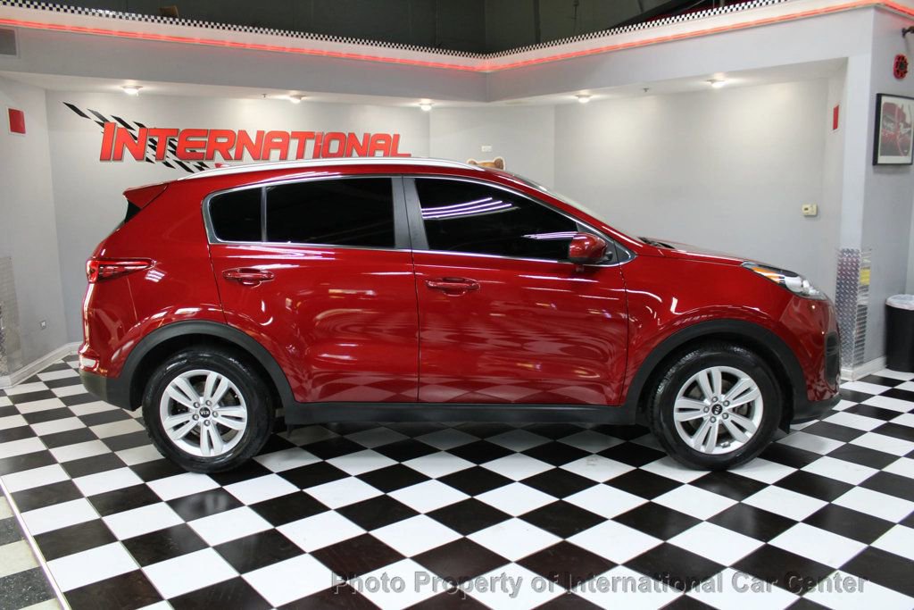 Used 2018 Kia Sportage LX w/ LX Popular Package image 3