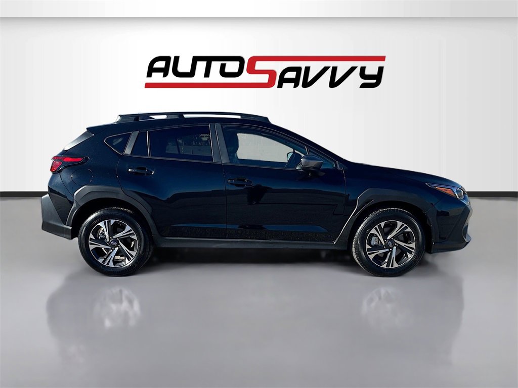 Used 2024 Subaru Crosstrek 2.0i Premium image 8