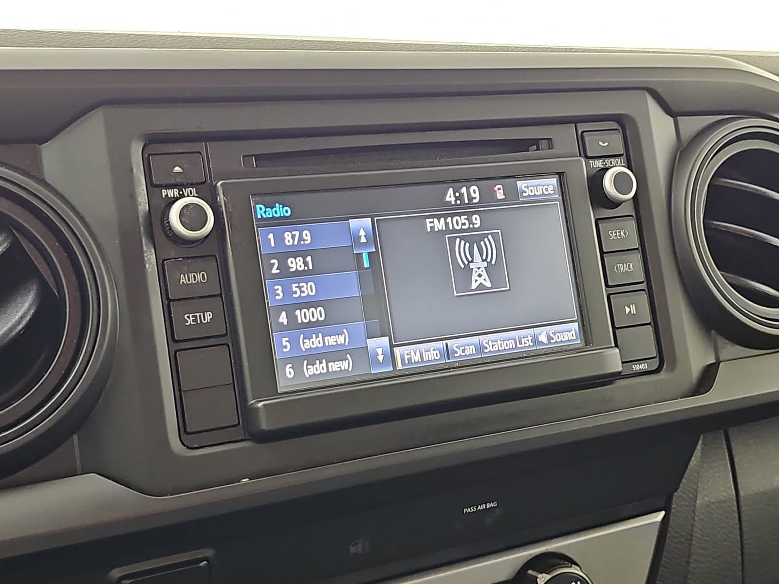 Used 2019 Toyota Tacoma SR RWD image 18