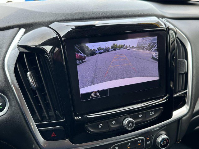 Used 2020 Chevrolet Traverse LT w/ Driver Confidence II Package image 21