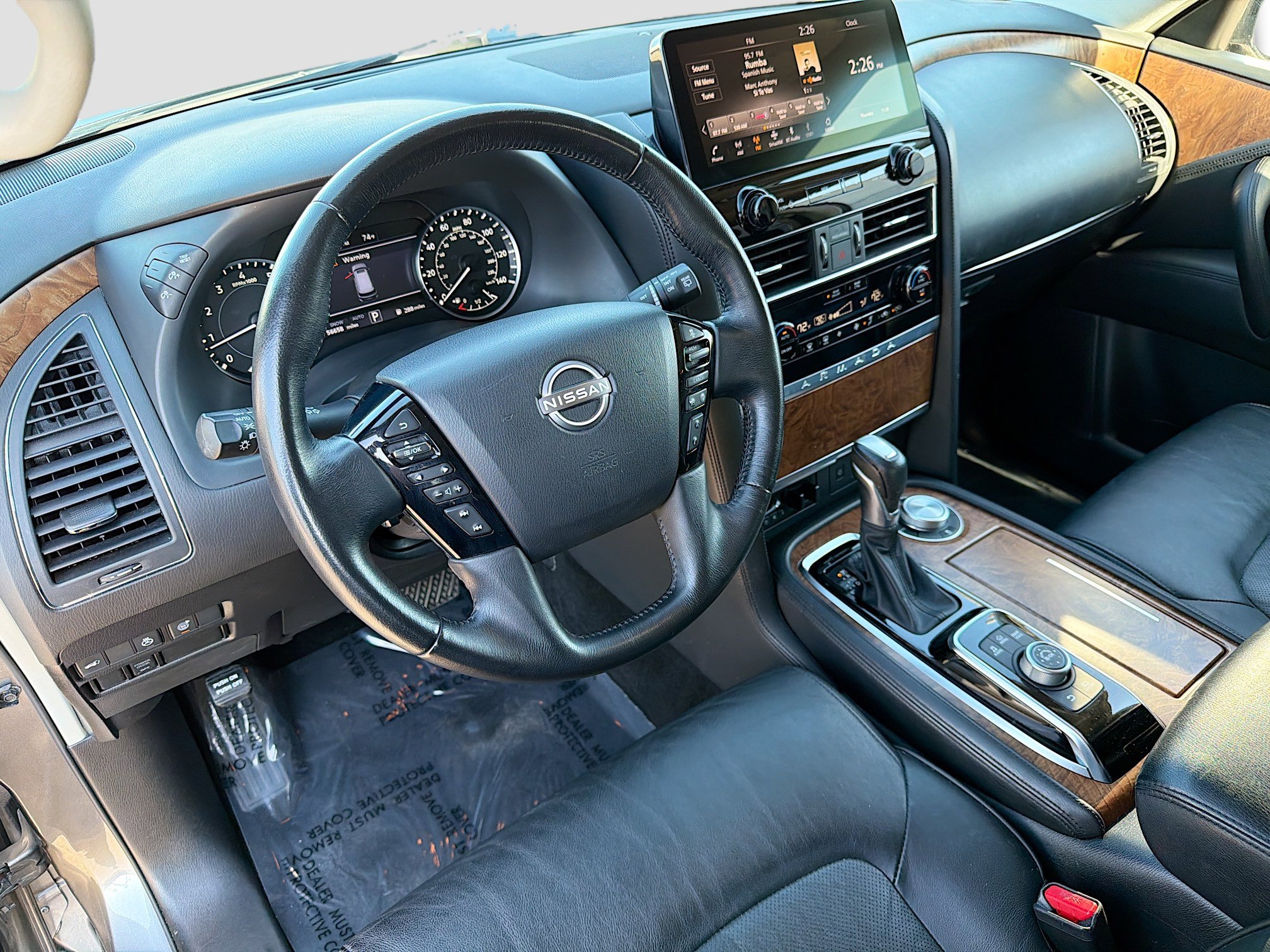 Used 2023 Nissan Armada SL w/ Captain's Chairs Package image 26