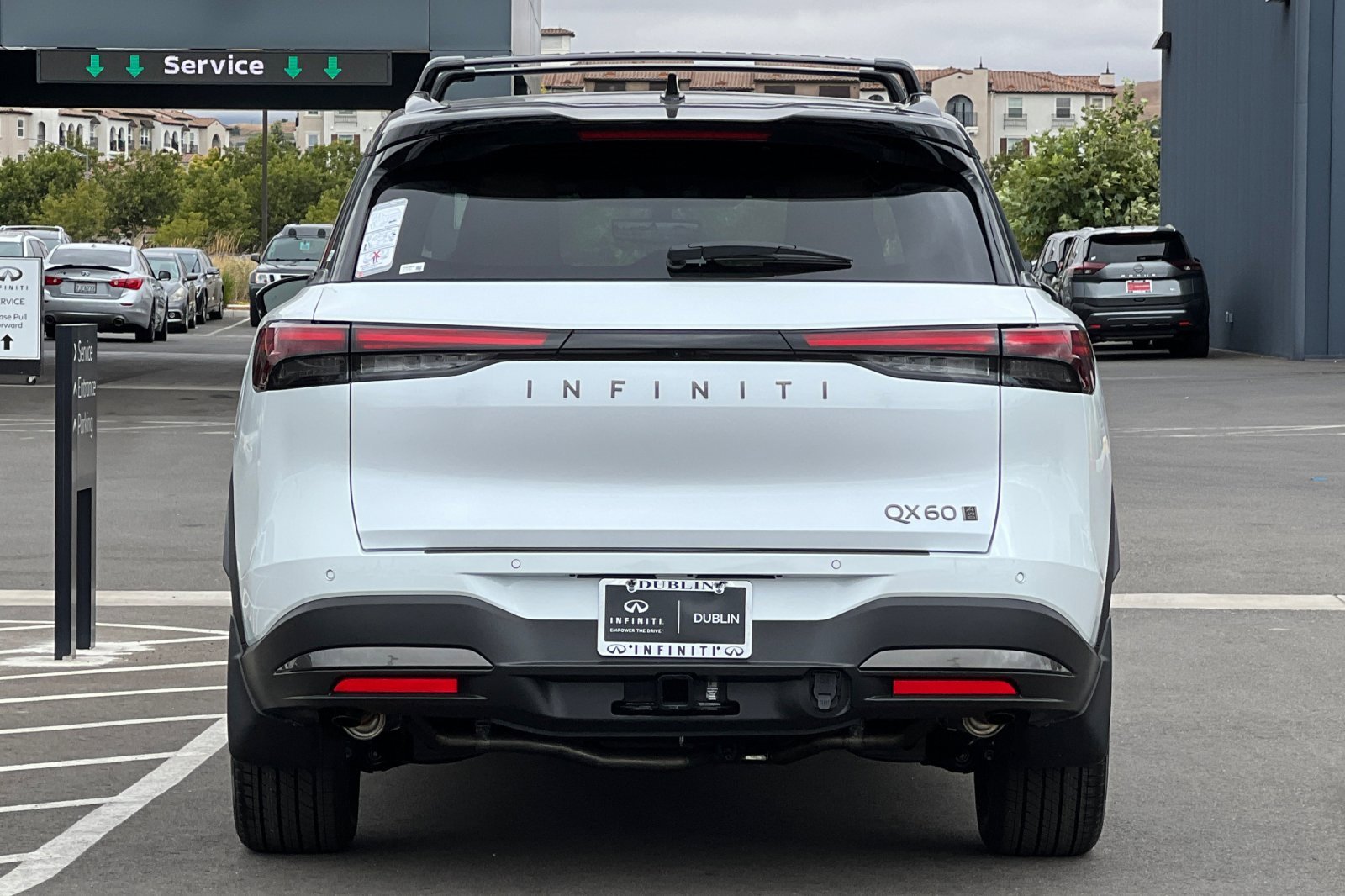 New 2026 INFINITI QX60 Autograph w/ Dark Cargo Package image 4