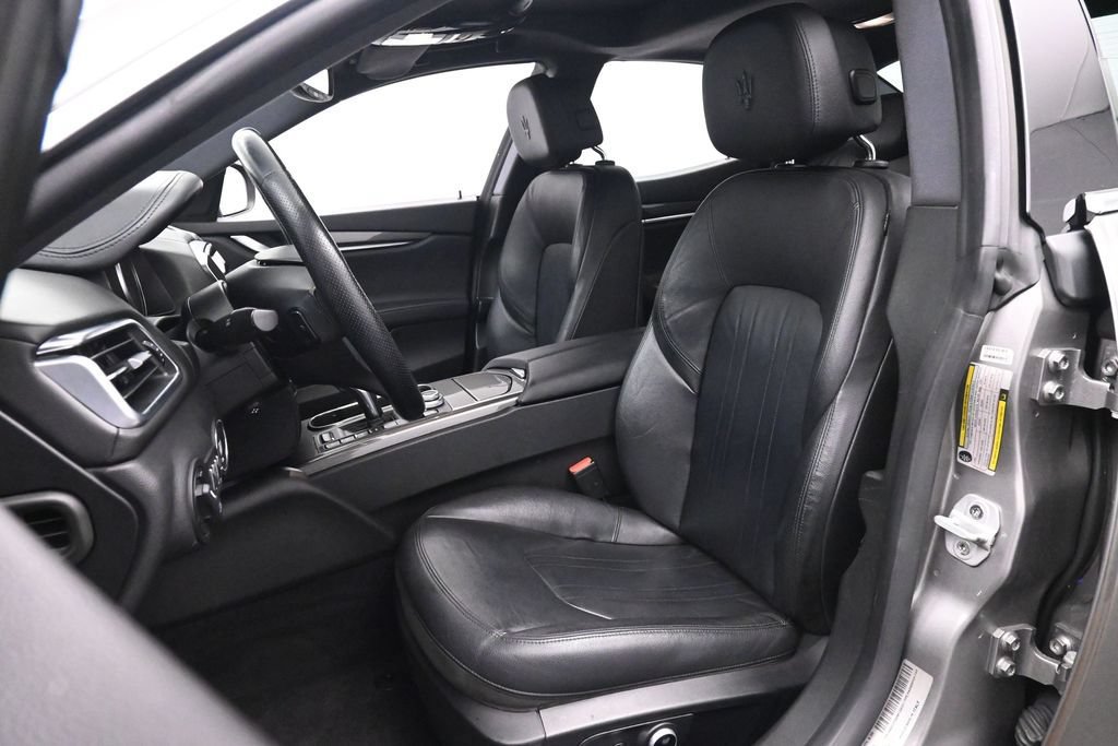 Used 2021 Maserati Ghibli S RWD image 16