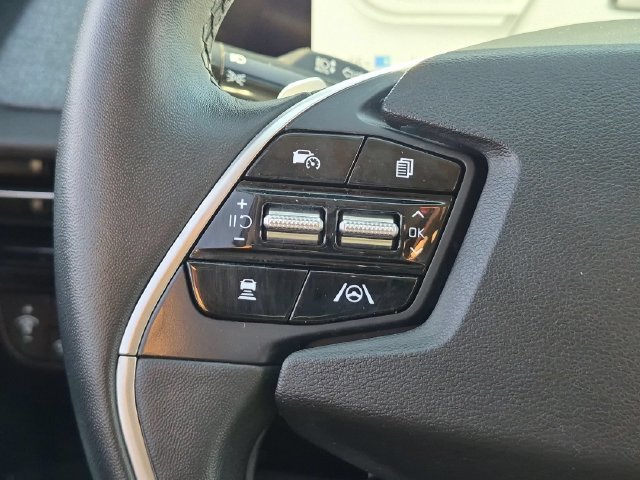 Used 2023 Kia EV6 Wind RWD image 16