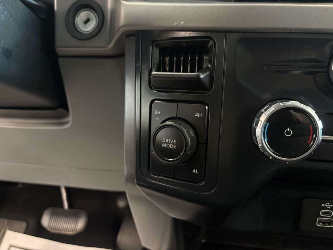 Used 2025 Ford F150 XLT w/ Equipment Group 301A Standard image 29