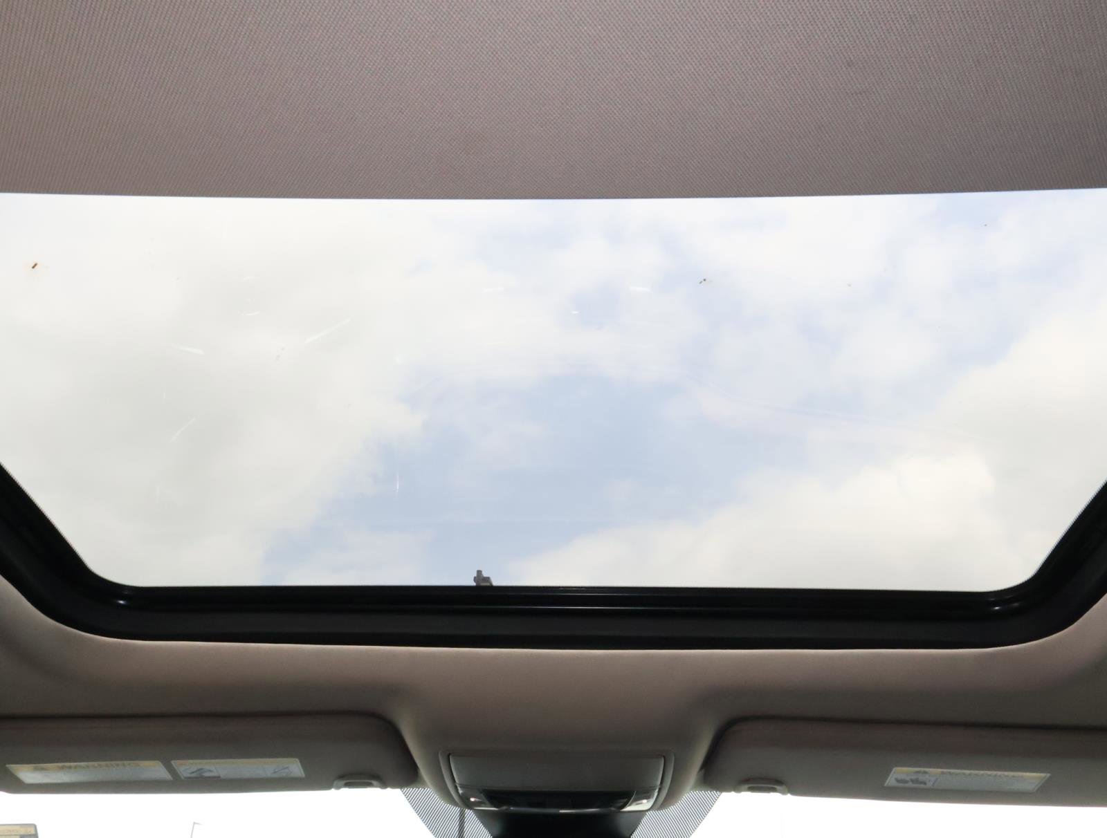 Used 2022 Acura MDX FWD w/ Technology Package image 11