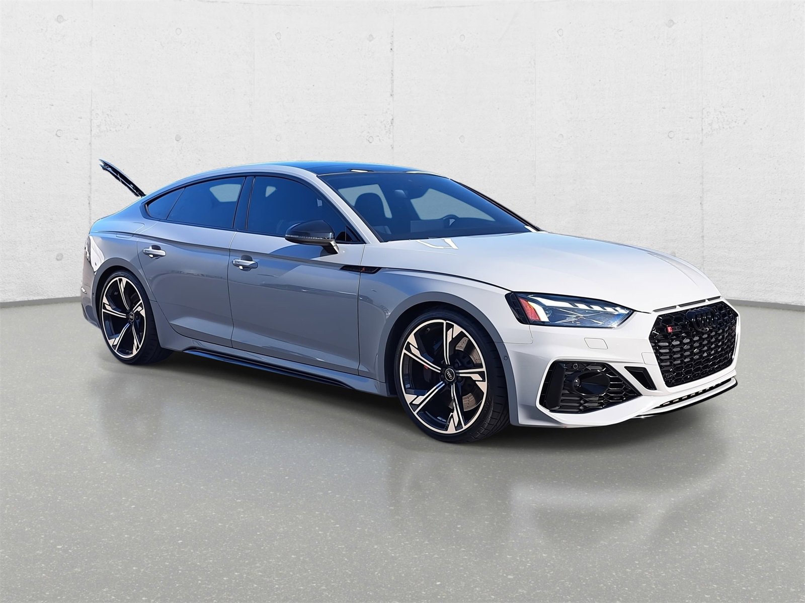 Used 2023 Audi RS 5 Sportback w/ RS Driver Assistance Package image 3