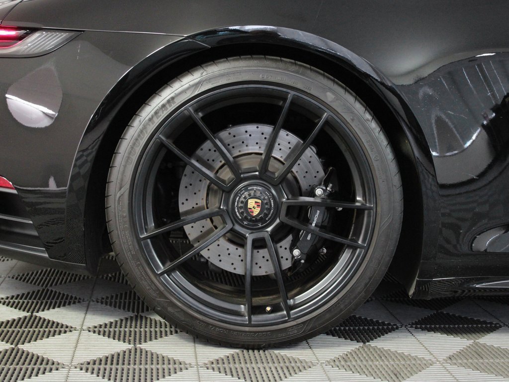 Used 2024 Porsche 911 Carrera GTS image 44
