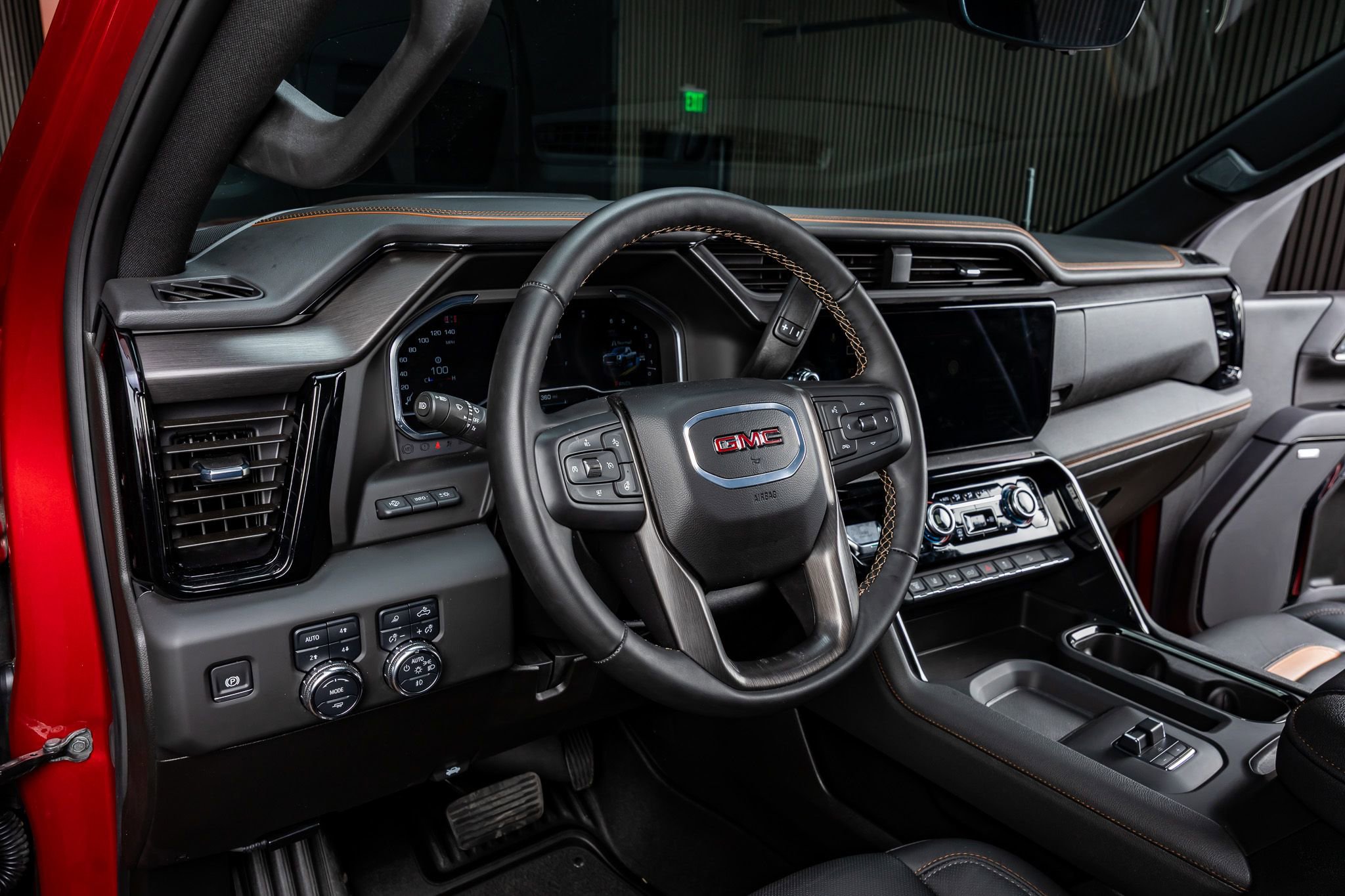 Used 2025 GMC Sierra 2500 AT4 w/ AT4 Premium Plus Package image 16