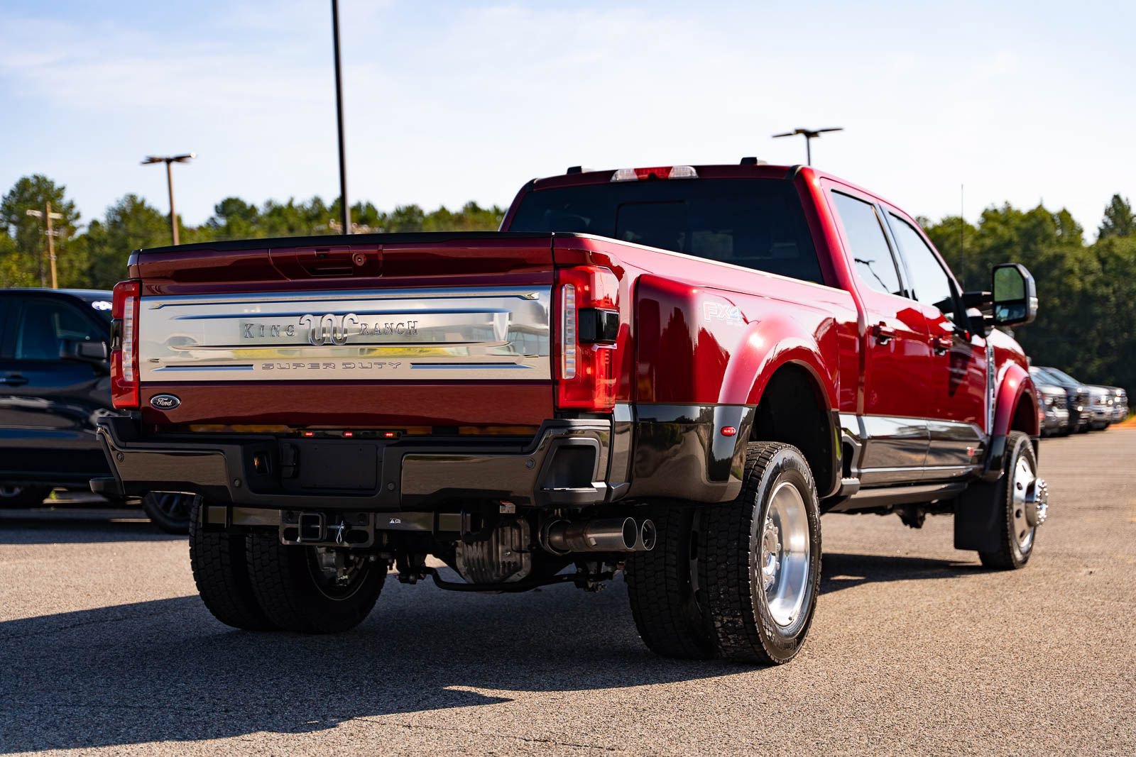Used 2025 Ford F450 King Ranch w/ FX4 Off-Road Package AWD/4WD image 7