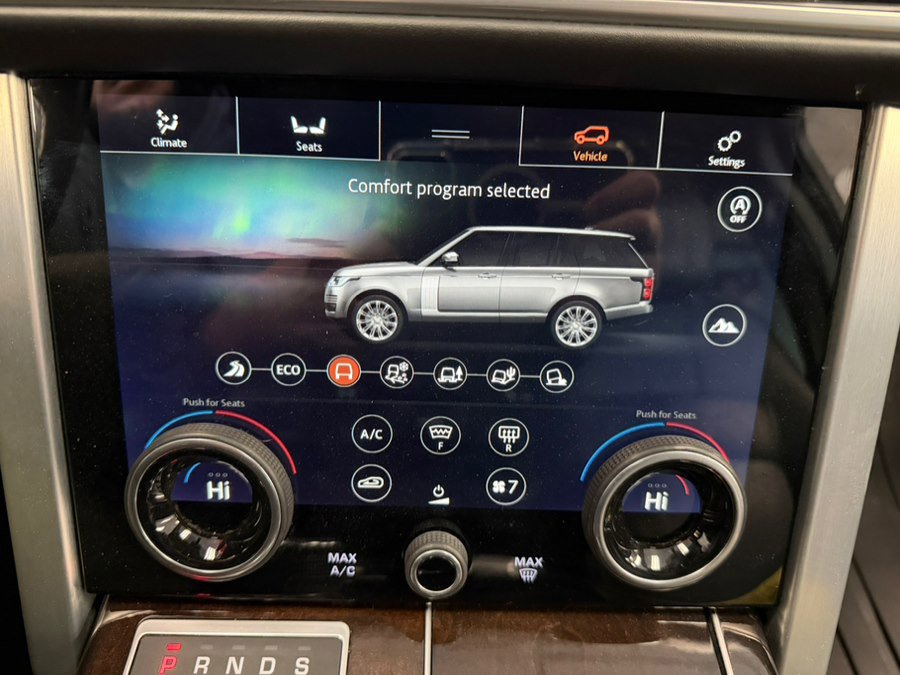 Used 2020 Land Rover Range Rover HSE AWD/4WD image 33