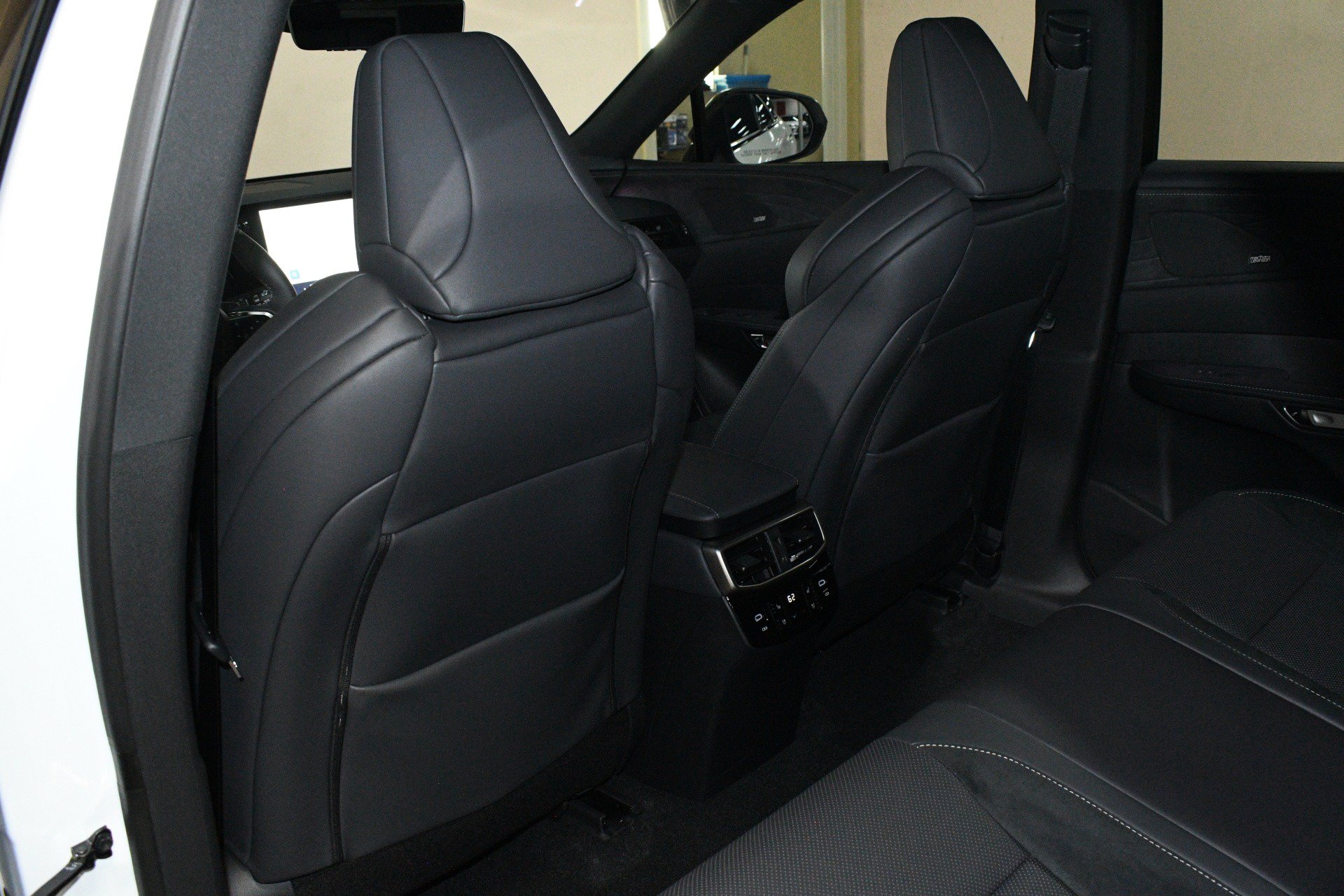 Used 2026 Lexus RX 500h F Sport w/ Convenience Package AWD/4WD image 15