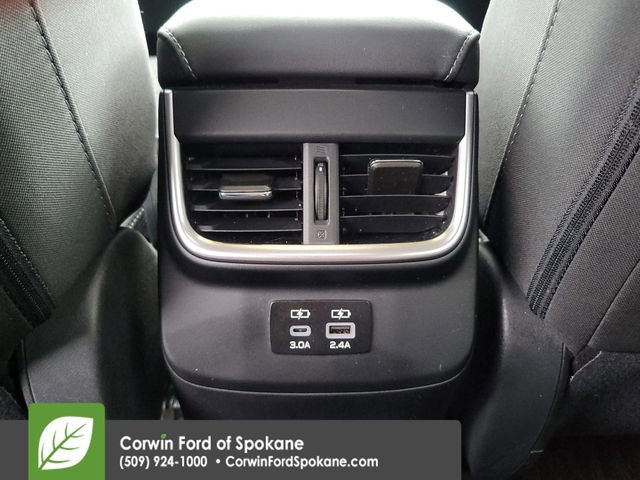 Used 2024 Subaru Outback Premium image 13
