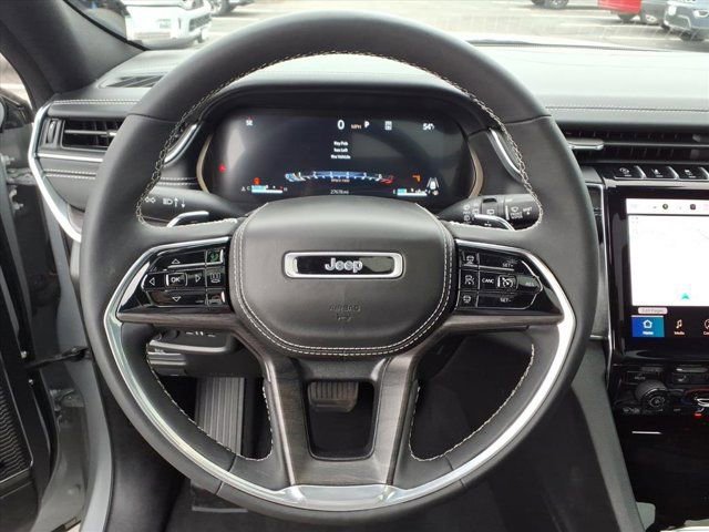 Used 2024 Jeep Grand Cherokee Overland w/ Trailer Tow Package image 19