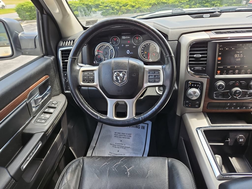 Used 2014 RAM 1500 Laramie w/ Convenience Group AWD/4WD image 14