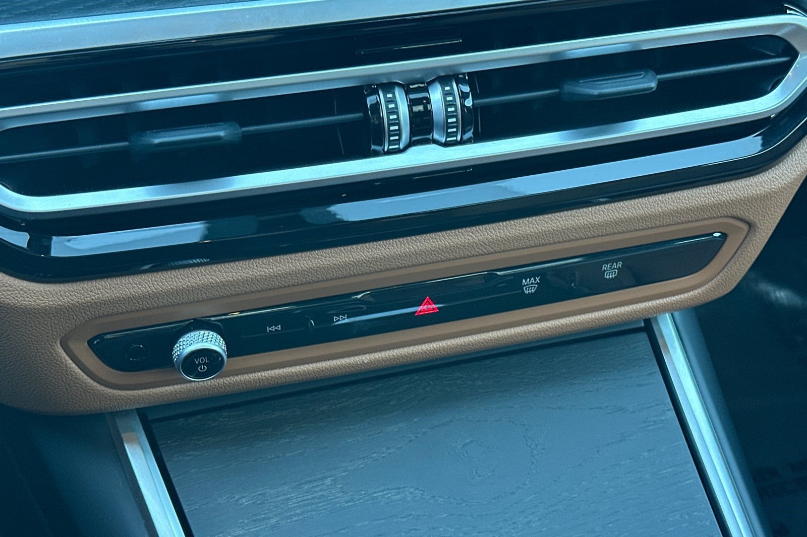 Certified 2023 BMW i4 eDrive35 w/ Premium Package RWD image 18