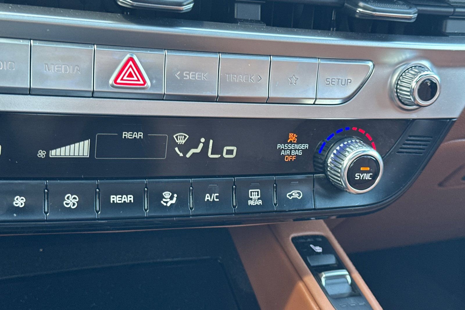 Used 2024 Kia Telluride EX X-Line image 29