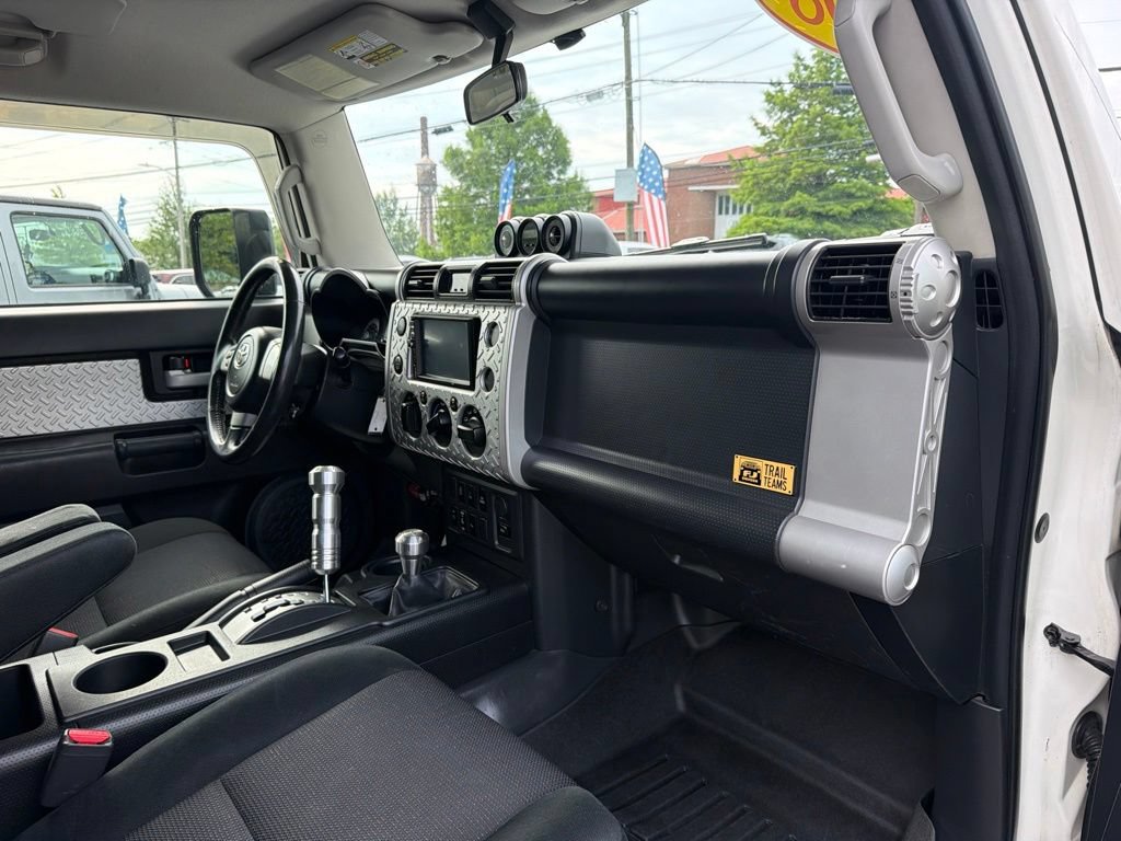 Used 2008 Toyota FJ Cruiser 4WD image 20