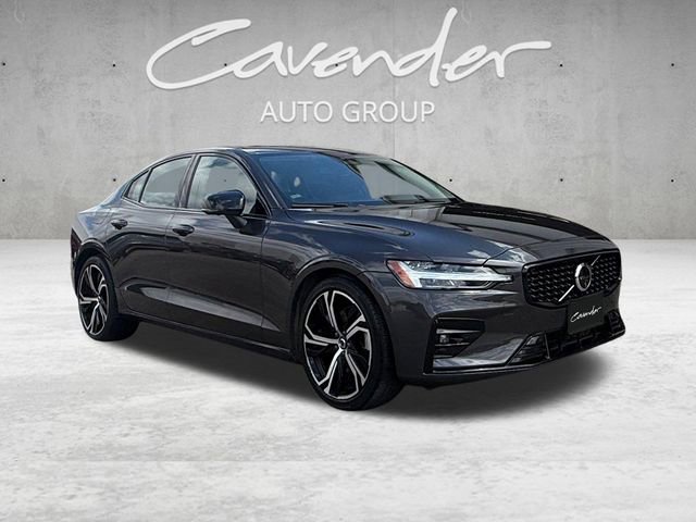 Used 2024 Volvo S60 B5 Plus FWD image 2