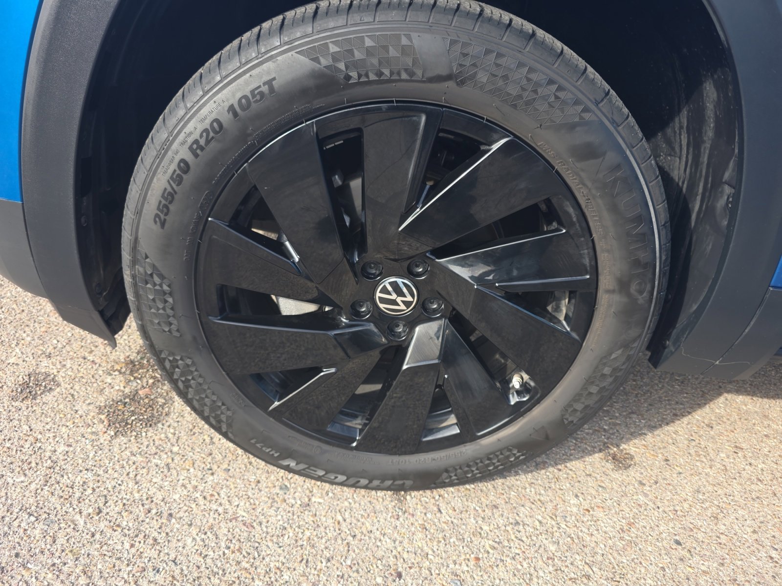 Certified 2024 Volkswagen Atlas Cross Sport SE image 26