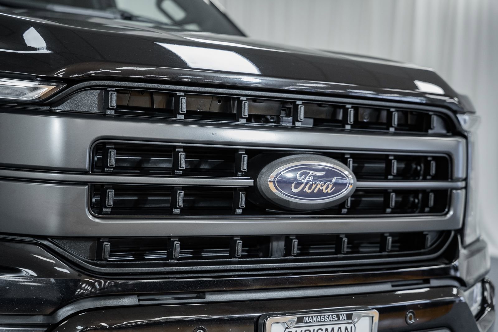 Certified 2023 Ford F150 Lariat w/ Equipment Group 502A High image 13