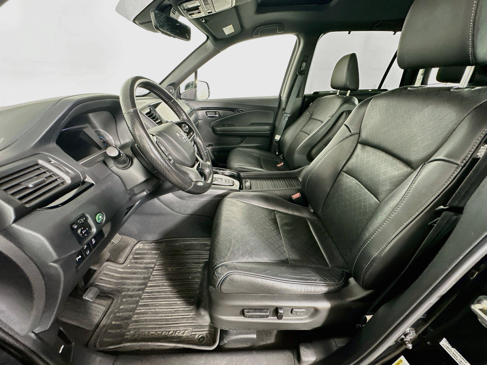 Used 2020 Honda Passport Elite image 13
