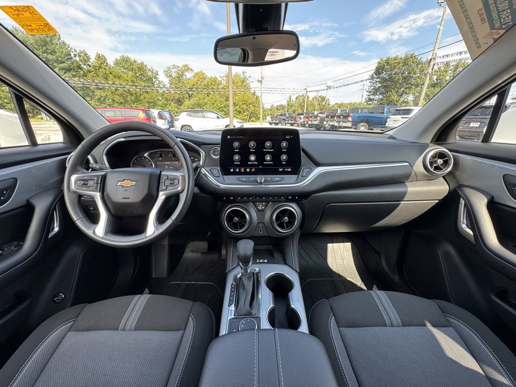 Used 2023 Chevrolet Blazer LT w/ Convenience Package image 17