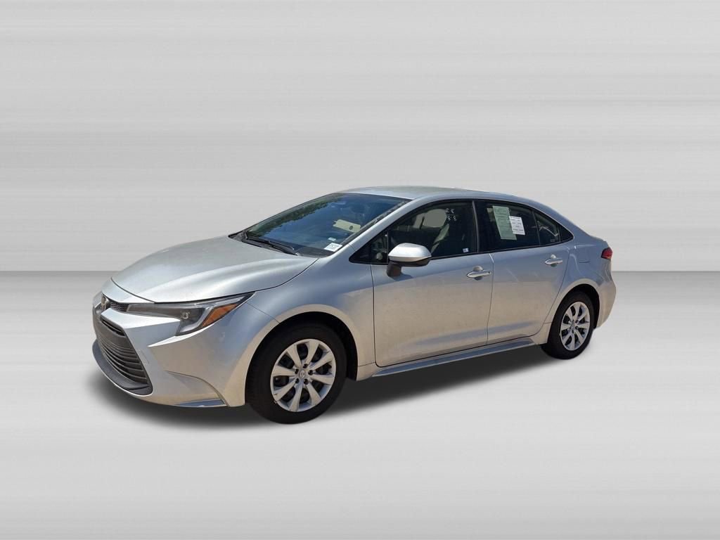 Used 2026 Toyota Corolla LE FWD image 8