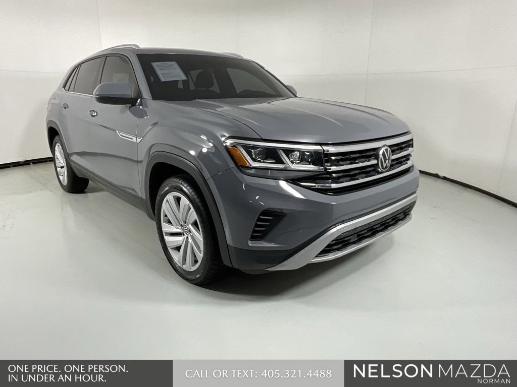 Used 2021 Volkswagen Atlas Cross Sport SE image 1