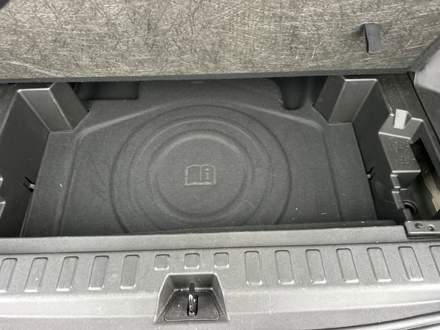 Used 2023 GMC Terrain AT4 image 45