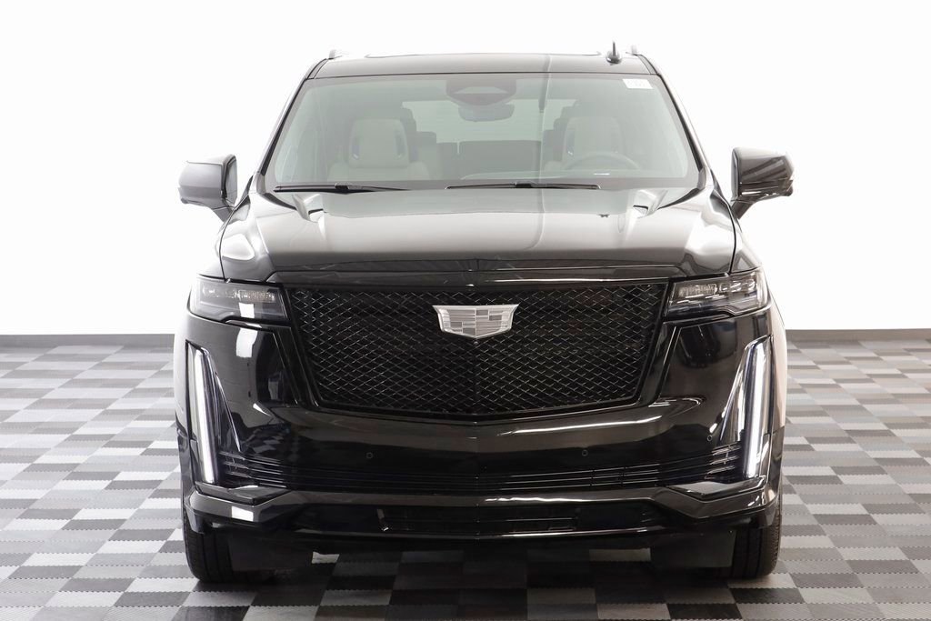 Used 2024 Cadillac Escalade Sport Platinum w/ LPO, ONYX Package image 27