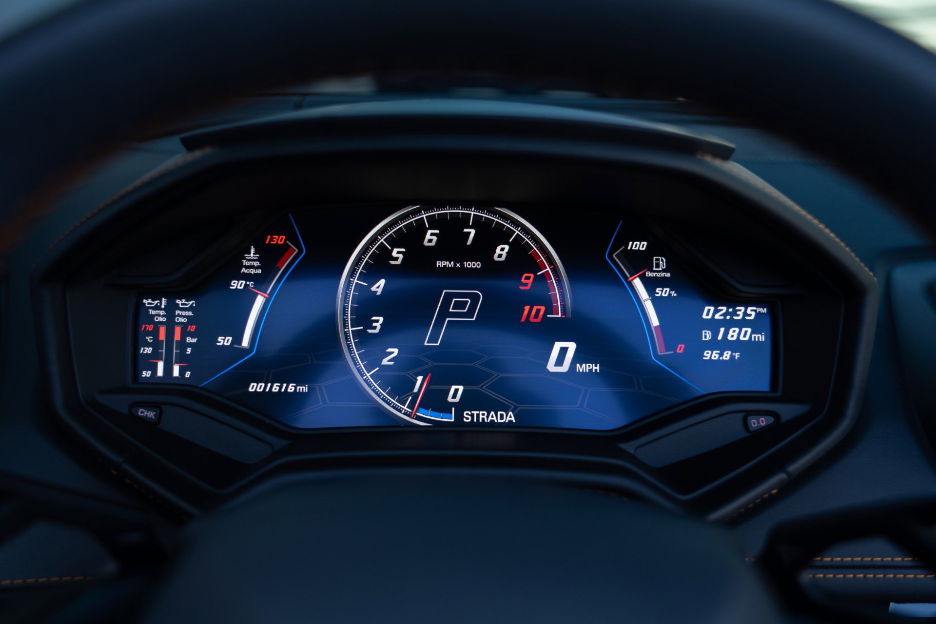 Used 2024 Lamborghini Huracan EVO image 43
