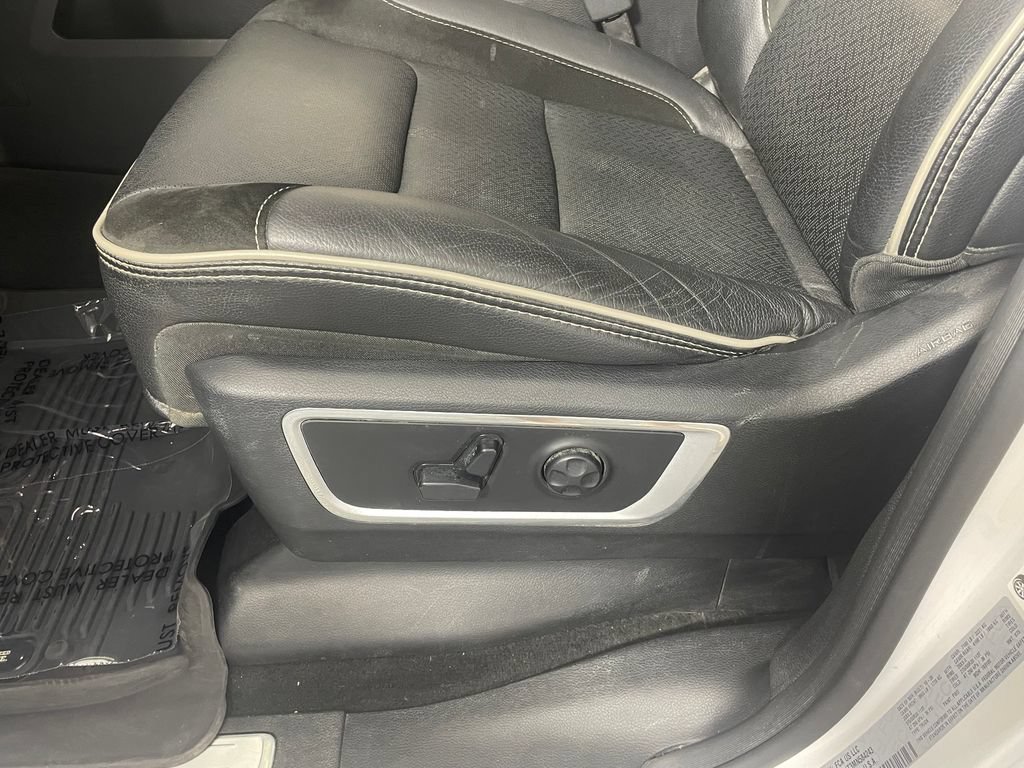 Used 2021 RAM 1500 Laramie AWD/4WD image 27