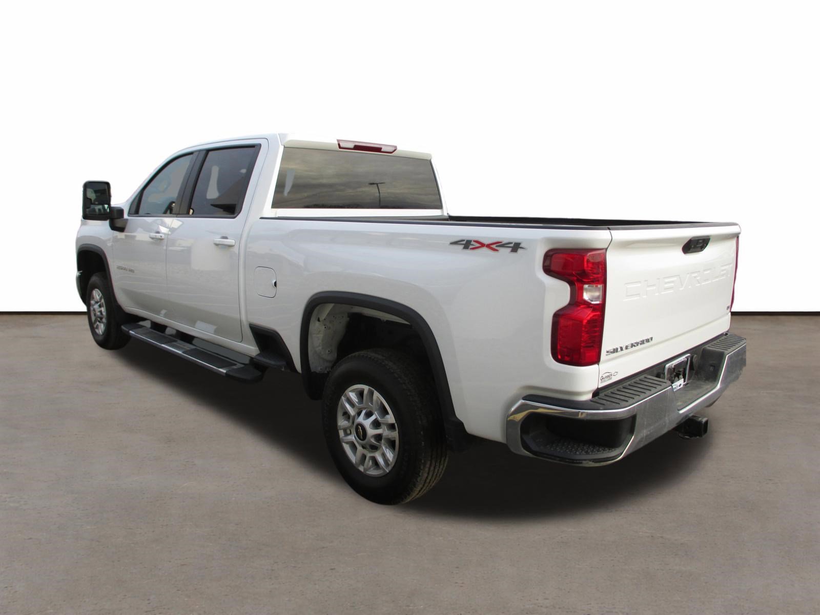 Used 2025 Chevrolet Silverado 2500 LT w/ Convenience Package image 4