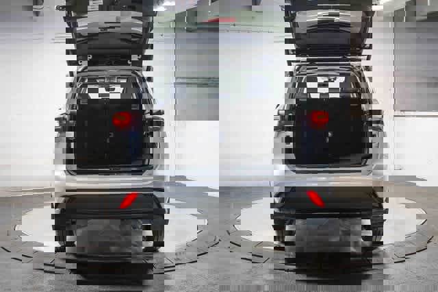 Certified 2021 Toyota Highlander XLE image 28