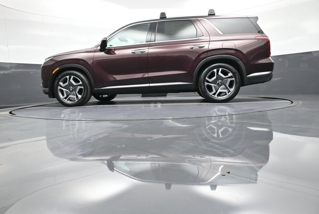 Used 2024 Hyundai Palisade Limited AWD/4WD image 38