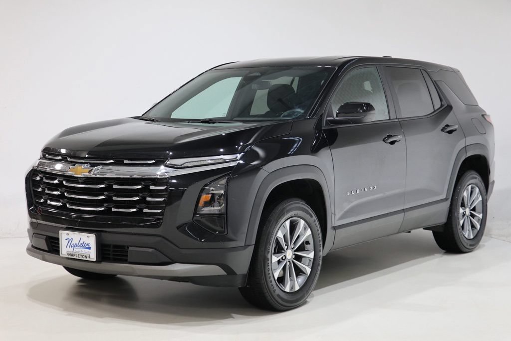 Used 2025 Chevrolet Equinox LT FWD image 3