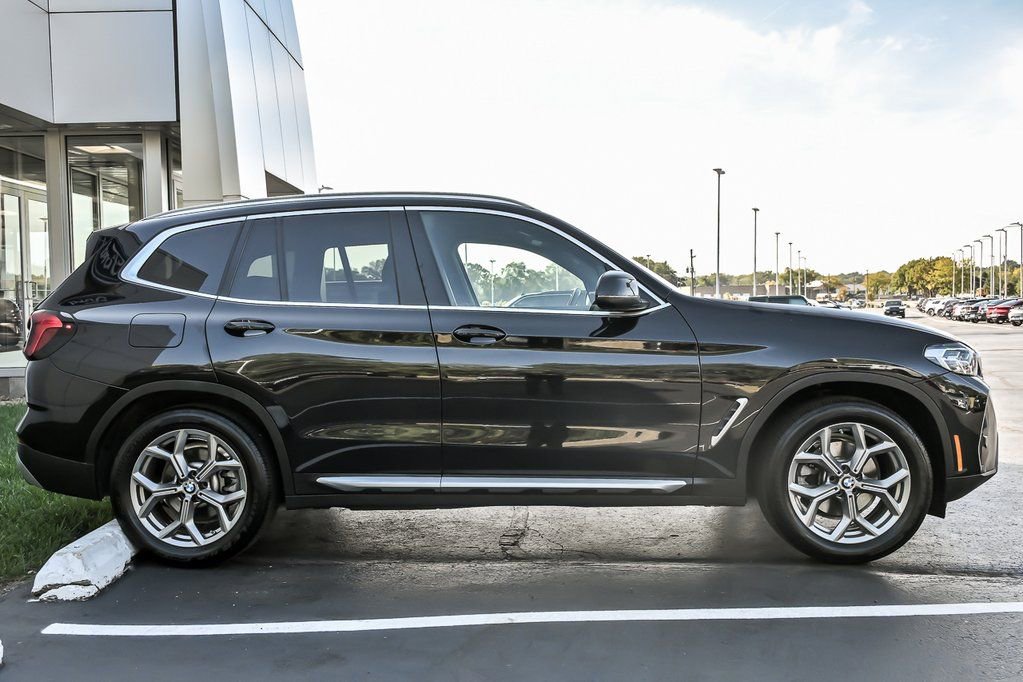 Used 2023 BMW X3 xDrive30i w/ Premium Package image 9