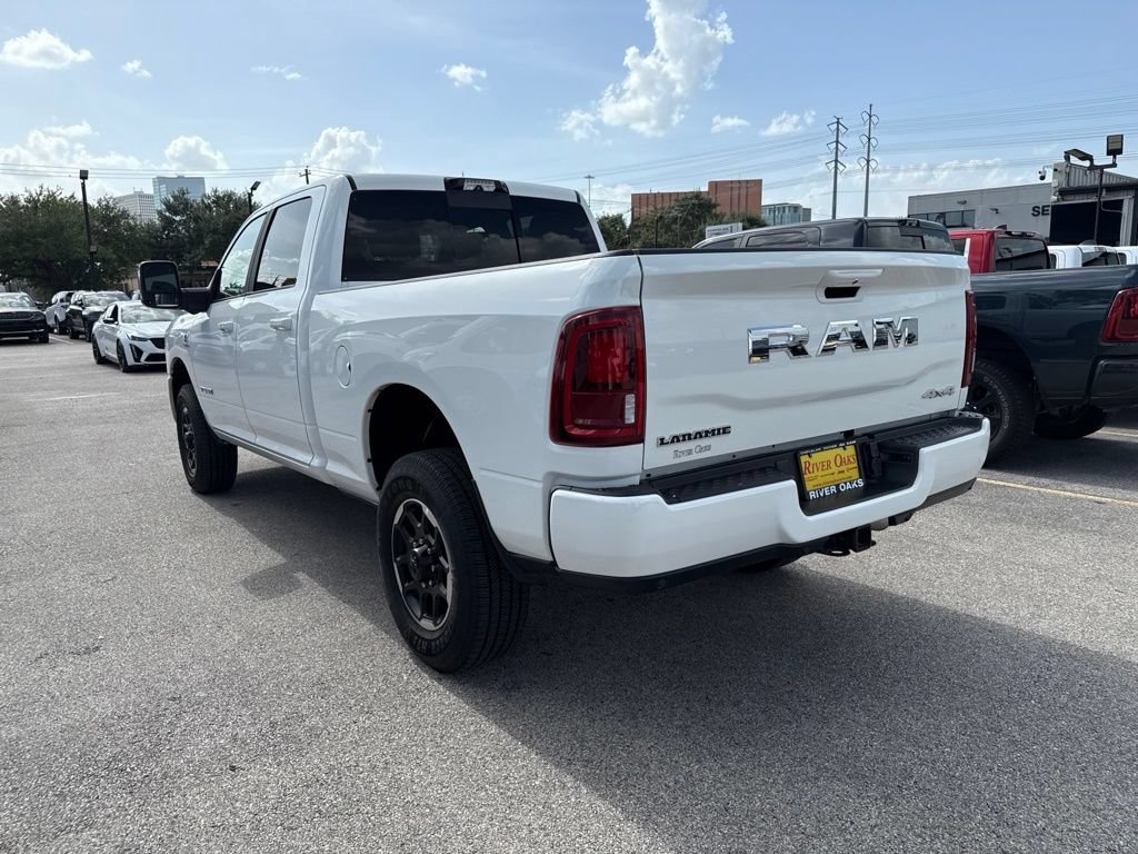 Used 2025 RAM 2500 Laramie AWD/4WD image 4