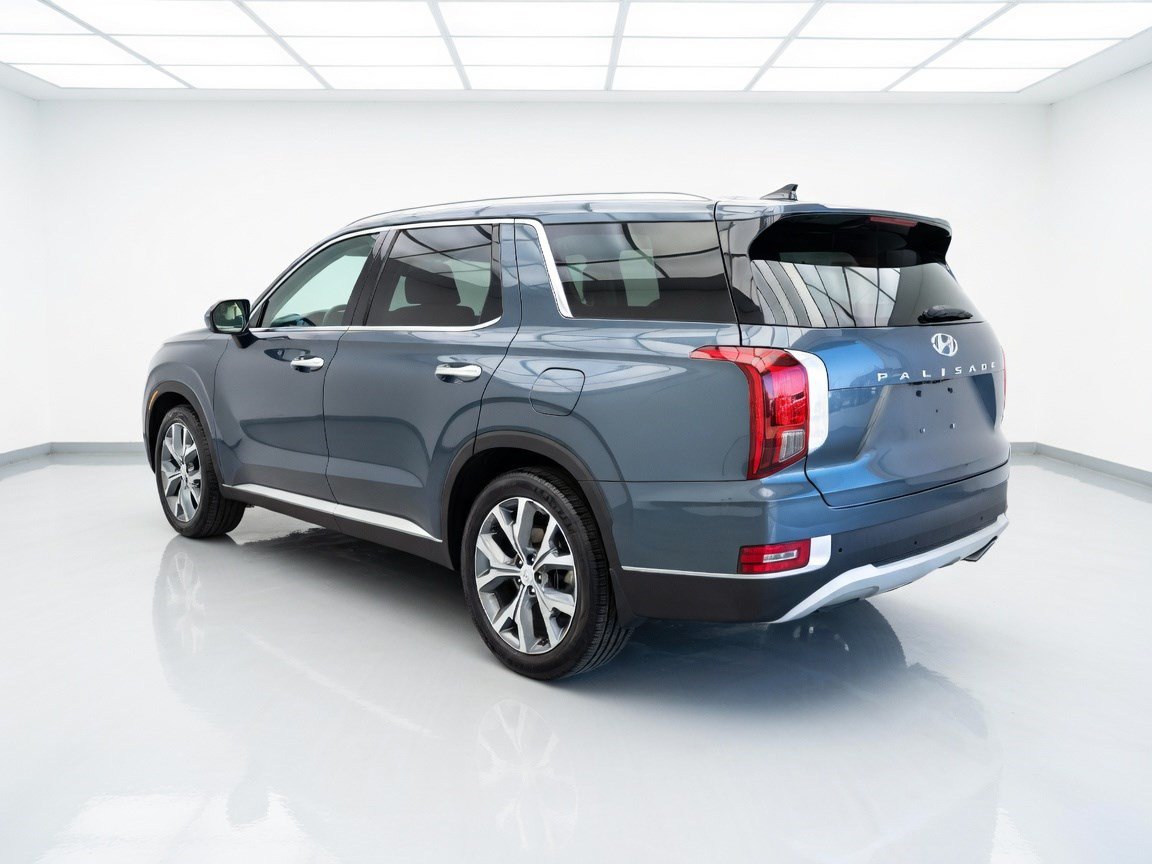 Used 2022 Hyundai Palisade SEL w/ Premium Package FWD image 6