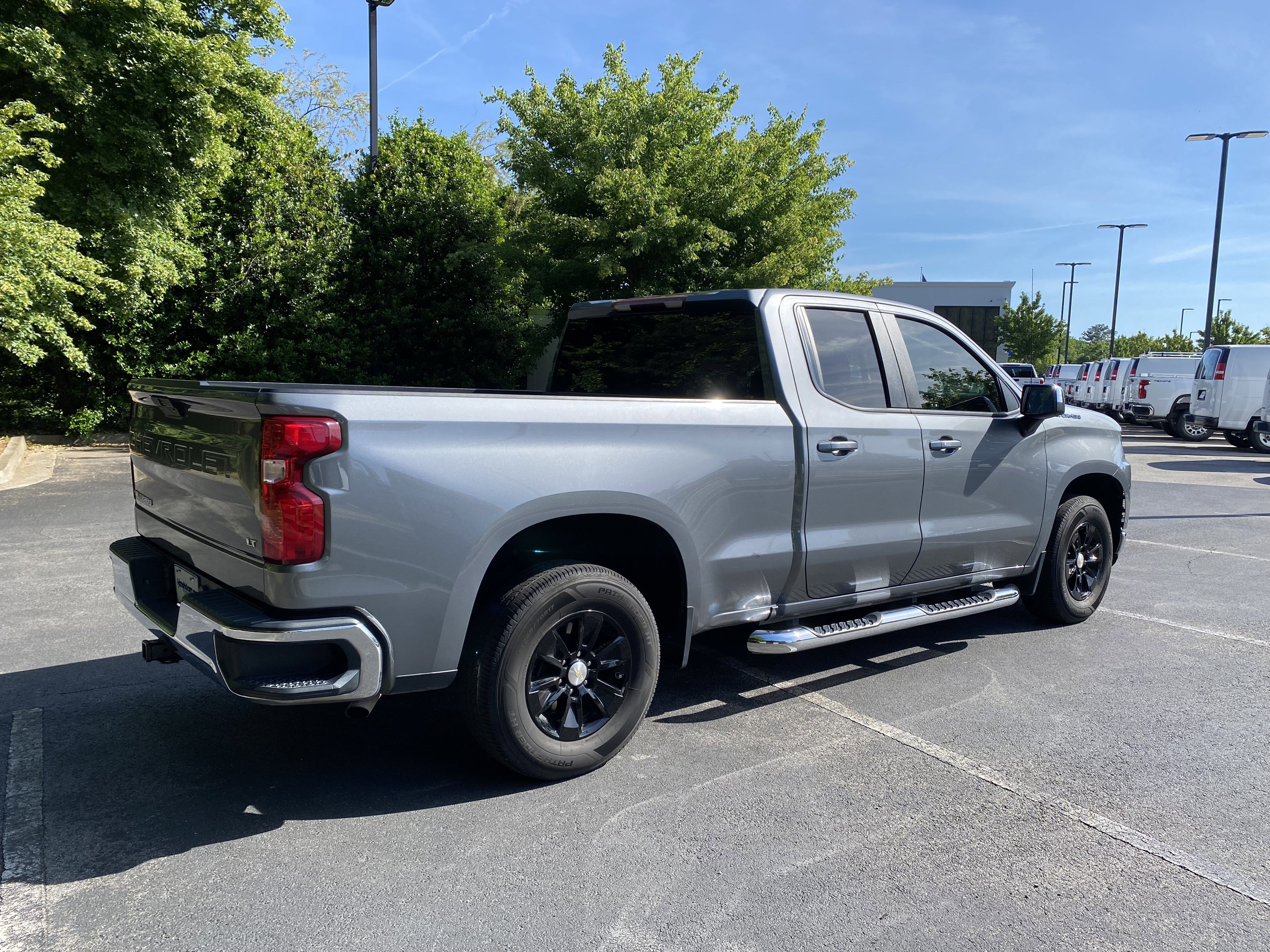 Used 2020 Chevrolet Silverado 1500 LT w/ All-Star Edition RWD image 9