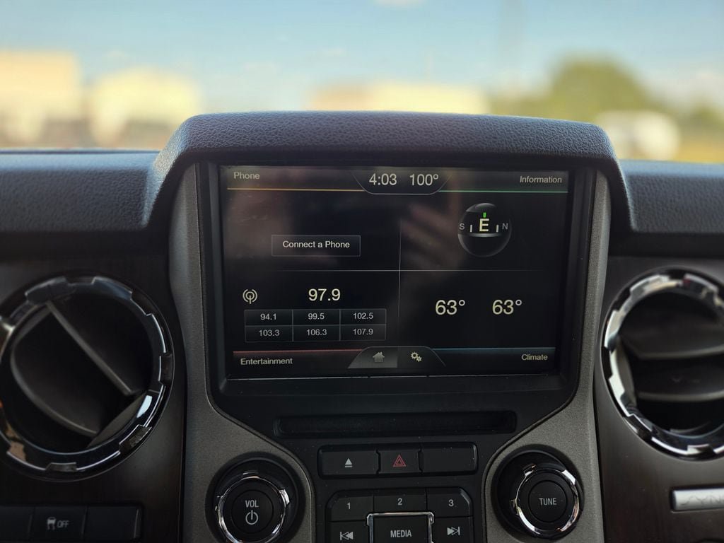 Used 2015 Ford F350 Lariat AWD/4WD image 22
