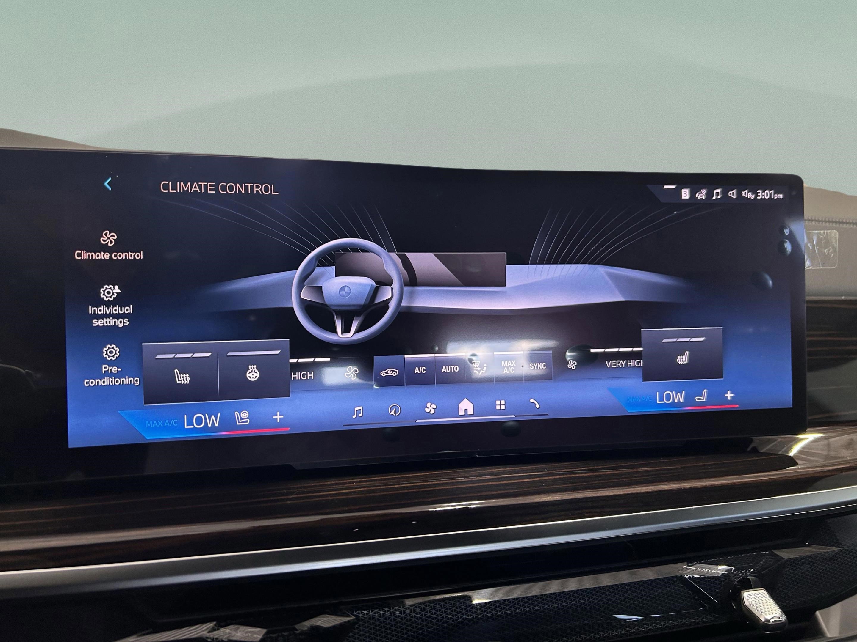 Used 2026 BMW X5 xDrive40i w/ M Sport Package image 16