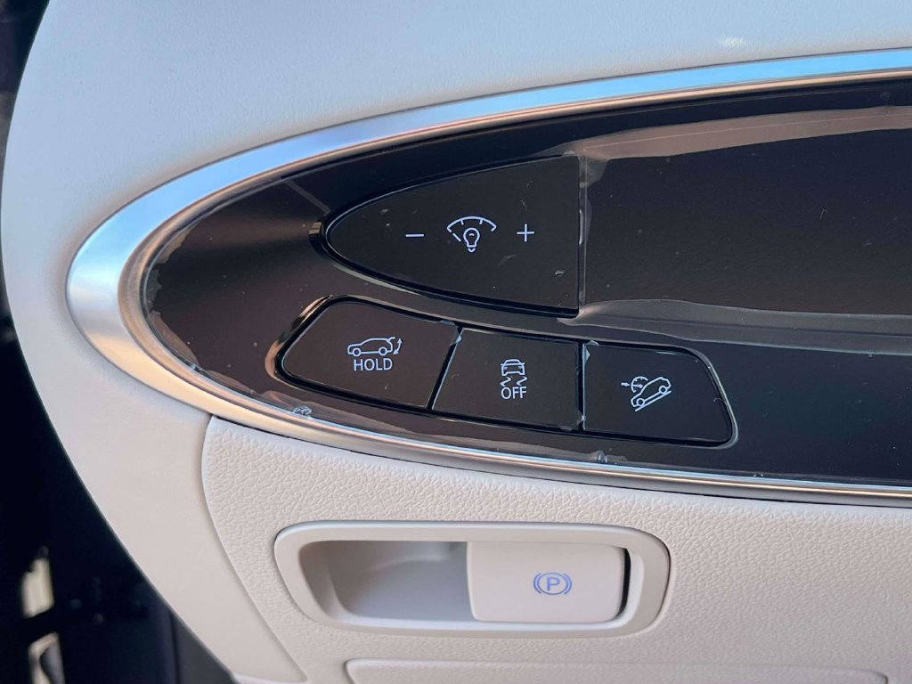 New 2027 Genesis GV70 2.5T AWD/4WD image 12